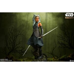 Ahsoka Tano Premium Format Figure by Sideshow Disney Star Wars Mandalorian